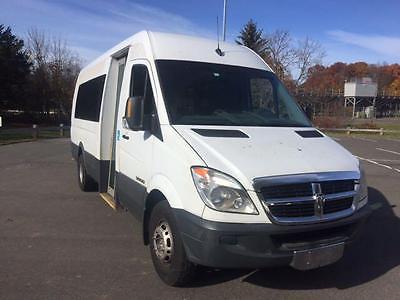 2009 dodge sprinter passenger van